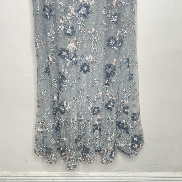 Mac Duggal 67936 Size 12 Bishop Sleeve Embroidered Mermaid Platinum Dress - Picture 4 of 12